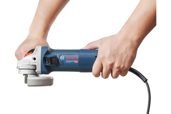 Угловая шлифмашина Bosch GWS 9-125 Угловая шлифмашина Bosch GWS 9-125