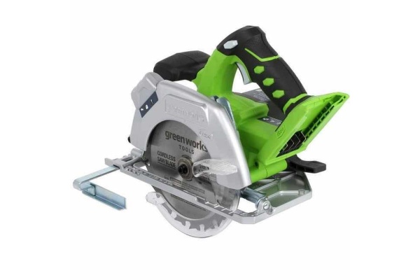 Аккумуляторная дисковая пила Makita LXT DHS710RM2J