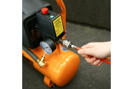 Компрессор DEKO воздушный поршневой масляный DKAC09, 9л ресивер 018-1110