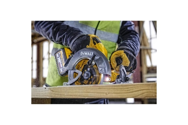 Аккумуляторная дисковая пила Metabo KS 18 LTX 66 BL 611866850