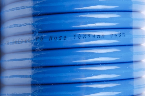 Шланг воздушный полиуретановый, спиральный 10x14 мм, 15 м KraftWell KRW-HC101415