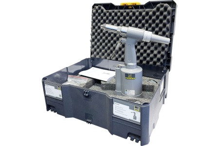 Пневмозаклёпочник Schneider Airsystems в кейсе NZ-SYS DGKD322311 Пневмозаклёпочник Schneider Airsystems в кейсе NZ-SYS DGKD322311
