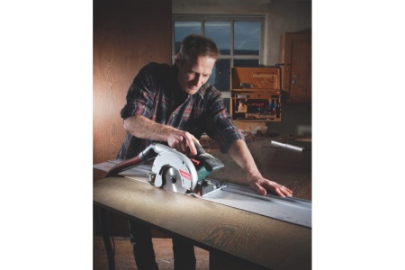 Дисковая пила DeWALT DW 366