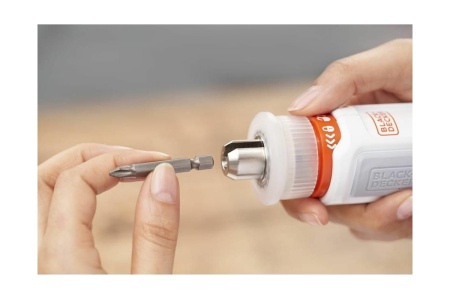 Аккумуляторная отвертка для сборки мебели Black&Decker BCRTA01-XJ