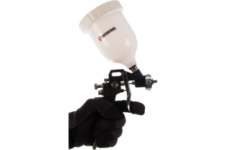 Пневматический краскопульт INTERTOOL HP, форсунка 1.5 мм, бачок 600 мл, 3 регулировки PT-0210