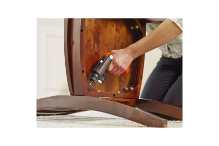 Аккумуляторная отвертка с фонарем Black&Decker BDCSFL20C-QW