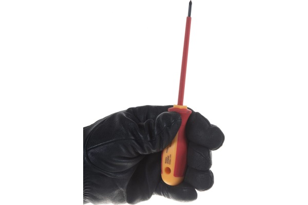 Диэлектрическая крестовая отвертка PH0х100мм Энкор 19695