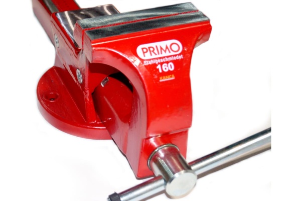 Слесарные тиски KANCA 160 мм, с трубными губками 60205010160