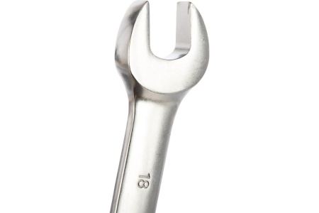 Комбинированный ключ с трещоткой 18мм AV Steel  AV-315018