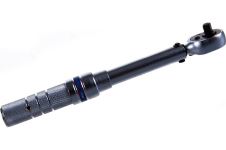 Динамометрический ключ 1/4 (3-15 Нм, футляр) KING TONY 3426C-1DF Динамометрический ключ 1/4 (3-15 Нм, футляр) KING TONY 3426C-1DF