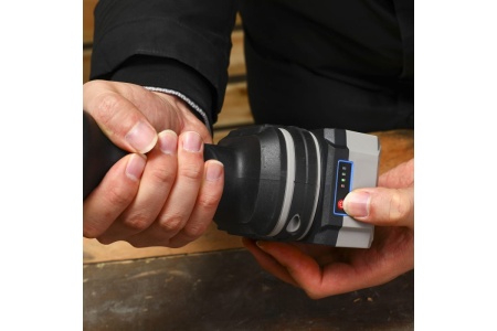 Углошлифовальная бесщеточная машина DEKO DKAG20, 20В, 2х5.0Ач 063-4028