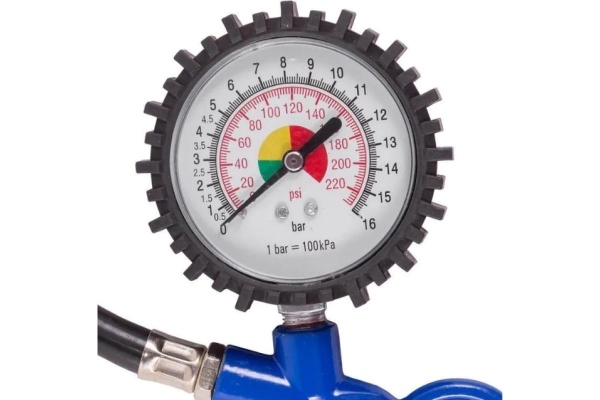 Пистолет для подкачки шин KingTul с аналоговым манометром и шлангом 0-16Bar, в блистере KT-STG-05