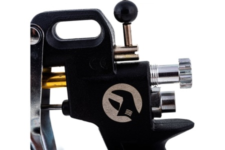 Пневматический краскопульт INTERTOOL HP, форсунка 1.5 мм, бачок 1000 мл, PT-0211