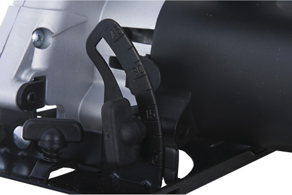 Дисковая пила Makita 5604 R