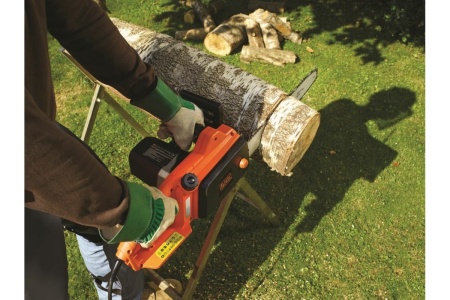 Электрическая цепная пила Black+Decker CS1835