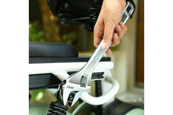 Разводной ключ DEKO12 WR04, 300 мм DEKO (3638) 065-0973 Разводной ключ DEKO12 WR04, 300 мм DEKO (3638) 065-0973