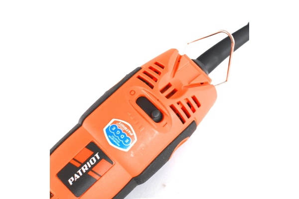 Электрический гравер PATRIOT EE 170 с гибким валом 150301170 Электрический гравер PATRIOT EE 170 с гибким валом 150301170