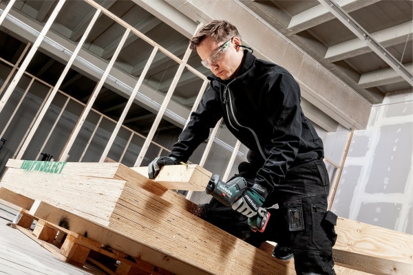 Аккумуляторная ножовка Metabo PowerMaxx SSE 12 BL 602322500