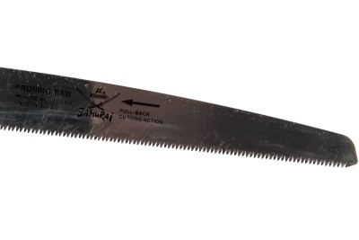 Пила с прямым полотном в кобуре, для сухой древесины SAMURAI KS-270-SH