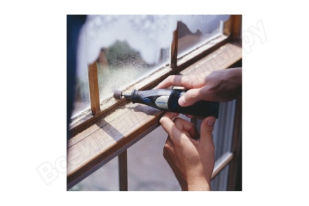 Набор Dremel: прямая шлифмашина 7700 + 25 насадок F0137700KK