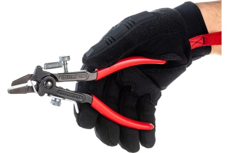 Клещи для разводки зубьев ручных пил 180мм IZELTAS 3860260180