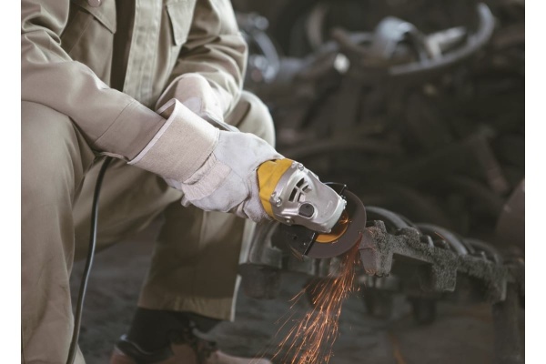 Угловая шлифмашина Stanley STGS9125 Угловая шлифмашина Stanley STGS9125