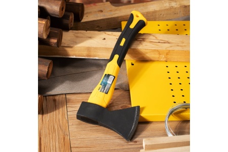 Топор DELI dl5708 600 г, фибергласовая рукоять 114784