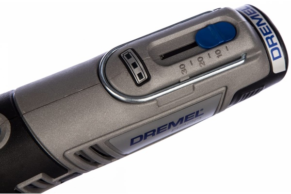 Аккумуляторный многофункциональный инструмент Dremel 8220 1/5 F0138220JD Аккумуляторный многофункциональный инструмент Dremel 8220 1/5 F0138220JD