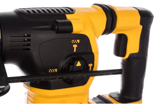 Перфоратор DEWALT D25333K