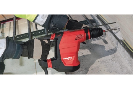 Комбинированный перфоратор Hilti TE 30-AVR 2208496 Комбинированный перфоратор Hilti TE 30-AVR 2208496