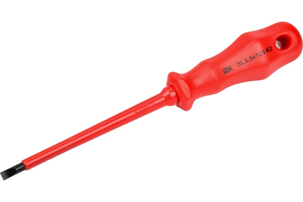 Диэлектрическая отвертка IEK ARMA2L 3 SL5,5x125 K2 A2L3-SC30-K2-SL-55-125