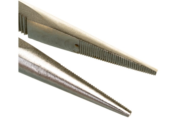 Тонкогубцы Зубр БУЛЬДОГ особостойкое спец.покрытие Н12x1 2201-3-20