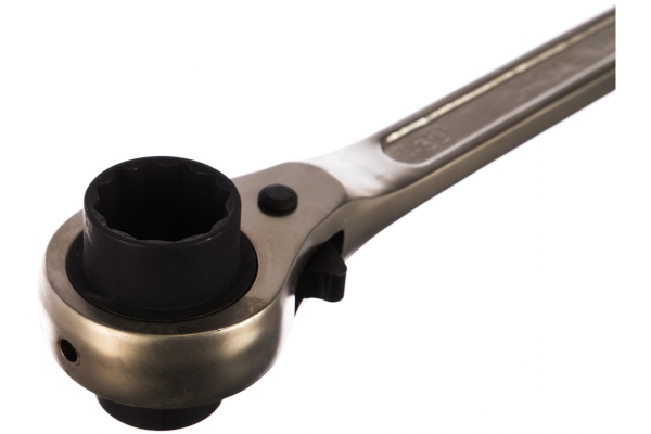 Трещоточный монтажный ключ Дело техники 27х30 мм 527307 Трещоточный монтажный ключ Дело техники 27х30 мм 527307