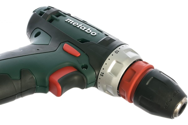Аккумуляторный винтоверт Metabo BS 18 Quick с набором 602217880 Аккумуляторный винтоверт Metabo BS 18 Quick с набором 602217880