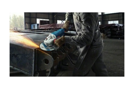 Углошлифовальная машина BOSCH GWS 24-180 06018C2000 Углошлифовальная машина BOSCH GWS 24-180 06018C2000