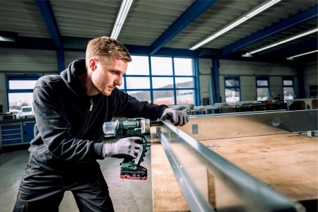 Аккумуляторный заклепочник Metabo NP 18 LTX BL 5.0 619002890 Аккумуляторный заклепочник Metabo NP 18 LTX BL 5.0 619002890