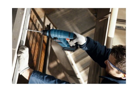 Аккумуляторный перфоратор Bosch GBH 18 V-LI Compact 0.611.905.304 Аккумуляторный перфоратор Bosch GBH 18 V-LI Compact 0.611.905.304