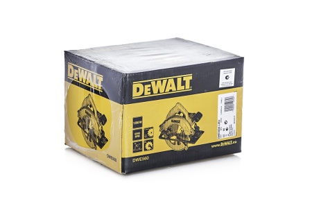 Дисковая пила DeWALT DW 366 A