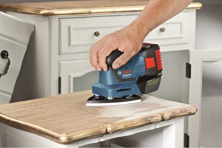 Аккумуляторная вибрационная шлифмашина Bosch GSS 18V-10 06019D0200