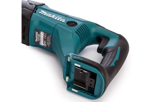 Сабельная пила Makita LXT DJR186Z
