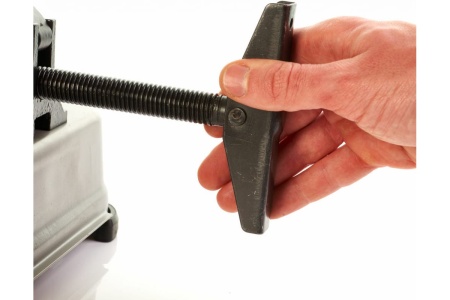 Отрезная пила Milwaukee CHS 355 4933411760