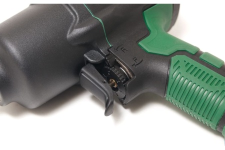 Ударный пневмогайковерт Rockforce Twin Hammer с реверсом и регулировкой усилия в облегченном корпусе 1/2" 1450Hм, 7000 об/мин,6.3bar,198 л/мин, вес 2кг RF-82549