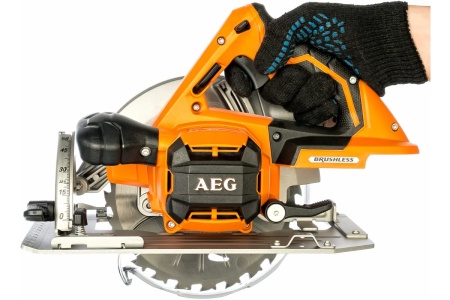 Аккумуляторная дисковая пила Bosch GKS 18V-68 GC соло 06016B5100