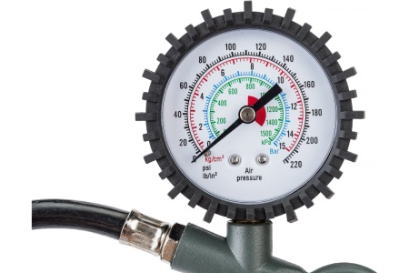 Пистолет для подкачки шин с аналоговым манометром KraftWell KRWTG-A