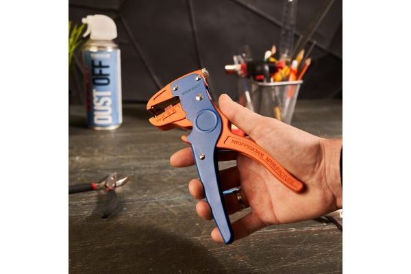 Инструмент для зачистки многожильного кабеля REXANT ht-150В 12-4001