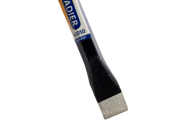 Зубило по бетону с пластиковым фартуком, 16мм х 300мм Brigadier 42050