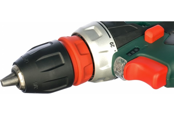 Аккумуляторный винтоверт Metabo PowerMaxx BS Quick Pro с набором оснастки 600157880 Аккумуляторный винтоверт Metabo PowerMaxx BS Quick Pro с набором оснастки 600157880