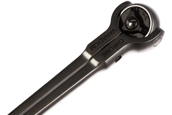 Трещотка 1/2" 72 зуба с поворотной головкой AIST 42107-72 00-00016947