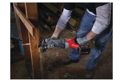 Аккумуляторная сабельная пила Milwaukee M18 BSX-402С 4933447285