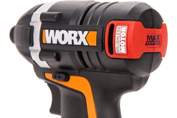 Аккумуляторный бесщеточный винтоверт WORX Impact 20В, бесщеточный, 2Ач x2, кейс WX292 Аккумуляторный бесщеточный винтоверт WORX Impact 20В, бесщеточный, 2Ач x2, кейс WX292
